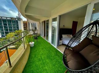 newly furnished two bedroom apartment with swimming pool, fully equipped gym, private parking space,children playground and unbeatable scenic city views - Nairobi - 4