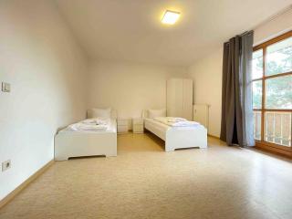 STA1115 gut geschnittene Monteurwohnung mit Balkon - Stamsried - 5