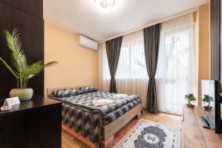Downtown Аpartment with Free Parking - Varna - 0