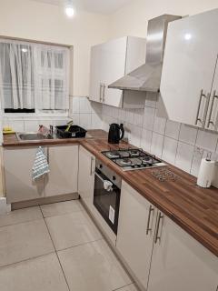 Cosy Single Room with a desk - Hounslow - 3