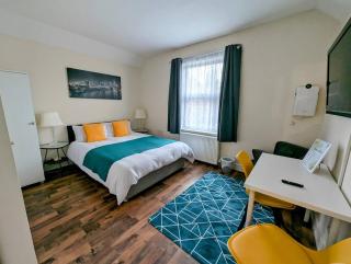 King En suite Room Close to Heathrow Airport - Hounslow - 0