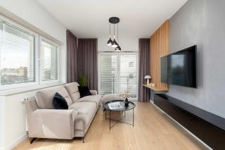 Spacious and Modern Apartment Paderewskiego with Air Conditioning by Noclegi Renters - Rzeszów - 6