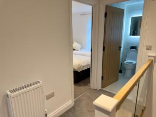Hurley - A Converted Church Luxe Apartment - Gillingham - 3