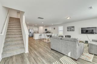 5BR Pet Friendly Retreat with Garage Parking home - Rocky Mount - 5
