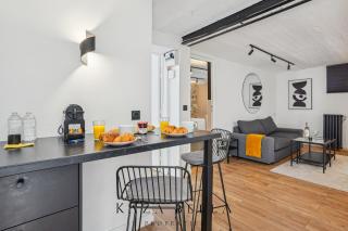 KAZA BELLA - Maisons Alfort 5 Luxurious apartment with private garden and Jacuzzi - Maisons-Alfort - 3