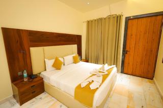 Hotel KNG Grand - Fatehpur Sīkri - 0