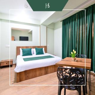 Hotel Serenity - Tbilisi - 0