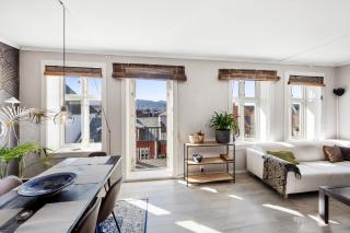 Green oasis with balcony and sunset view - Bergen - 1