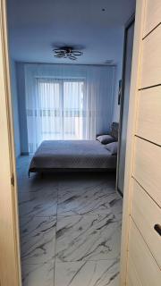 Luxury Beachfront Family Apartment - 1