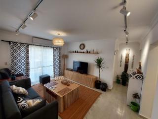 Discover your New Escape - 1