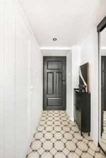 Wilcza Apartment with Mezzanine by BookingHost - 4