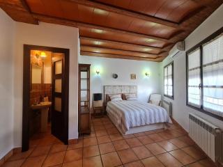 La Moreneta - - 7