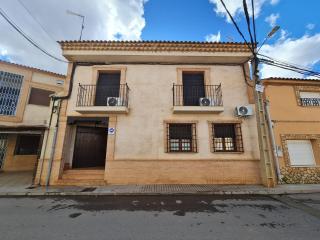 La Moreneta - - 1