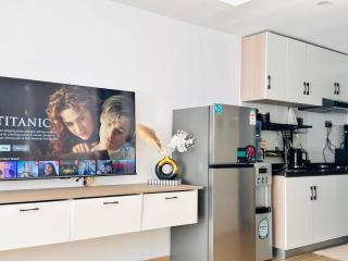 Luxurious Haven - Himalaya Heights - 8