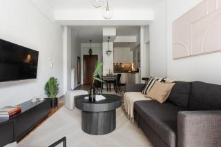 Charming & Comfy 2BD Apartment in Acropolis Area by UPSTREET - 4