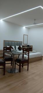 Hotel The Metropolitan Inn IGI Airport New Delhi - Nueva Delhi - 9