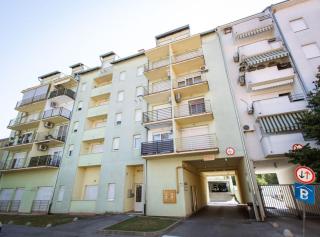 Stylish Apartments with Osijek Near Top Attractions - Osijek - 7