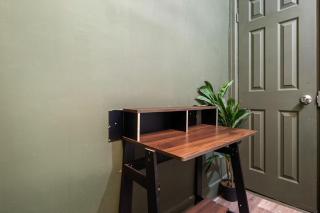 Cozy 2BR in NYC! Lenox Hill! - 8