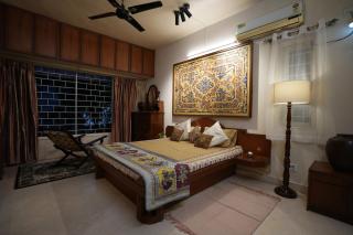 Sam's Apt- Majestic 3BHK, Prabhat Rd, Deccan - 2