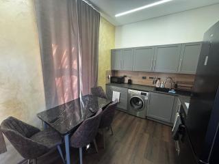 Modern Flat in Centre, Self Check-In, Free parking - 8