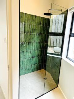 One on Albatros Road - 5