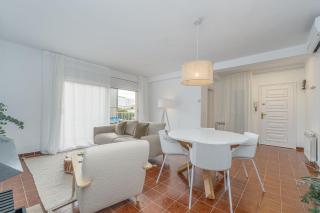 Milenial Immo Llotja Apartamento a 100 mts de la playa de Roses - Roses - 4