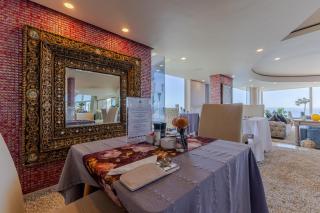 The Marvel Beach House - 9