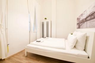 Sunset Point Apartment - Budapest - 4