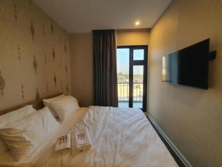 Royal Bakrajo Hotel - 4