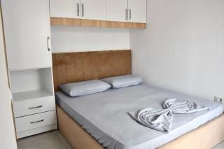 Cozy Apartment Near New Bazaar & Free Parking - Tirana - 9