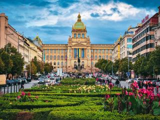Modern One Bedroom Flat with National Museum View - Praga - 7