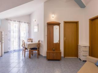 Adriatic Island Sea View Apartments - 5