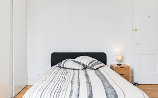 Appartement de 3 chambres, parking gratuit, proche métro - Oullins - 3