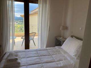 Luxury Maisonette with Pool - Pallini - 8