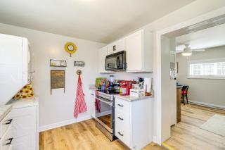 4 Mi to Shops and Dining Bright Lexington Studio! - Lexington - 1