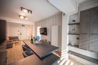 Maria Sea view Apartment Infinity Pools and Spa - Mamaia - 2