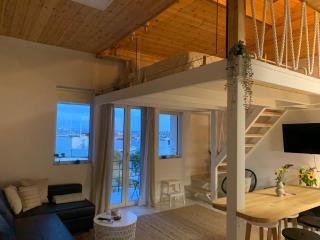 Zefi's Loft with a View the sea at Mikrolimano in Piraeus - Pireo - 4