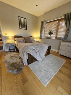 Aylesbury Lodge - 5