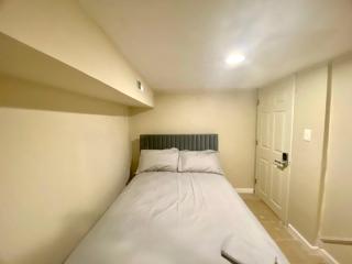 Cozy House at South Philly New Bold - 8