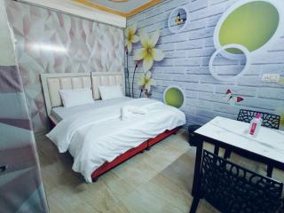Papa Maddy Hostel & Homestay - Tājganj - 7