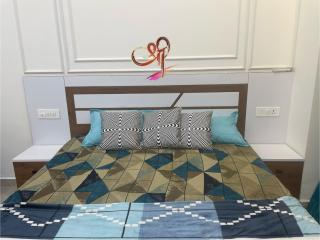 Sunset Bay Suits - Ghaziabad - 2