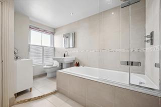 3-BR Stunning Central Open Plan Home, Sleeps 6 with Private Off-Road Parking and Private Garden - LONG TERM SPECIAL OFFER!! - by Blue Puffin Stays - Winchester - 5