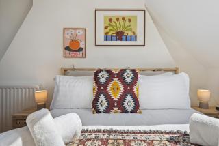 3-BR Stunning Central Open Plan Home, Sleeps 6 with Private Off-Road Parking and Private Garden - LONG TERM SPECIAL OFFER!! - by Blue Puffin Stays - Winchester - 2