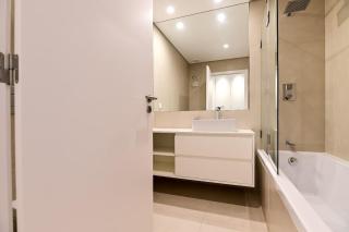 Penthouse with a pool by the beach! - Amora - 9