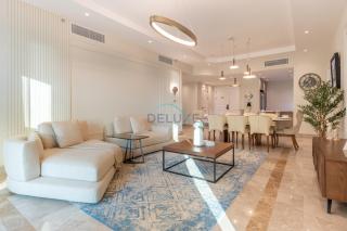 Beachfront 2BR and Assistant's Room with Sea Views Terrace, Steps From Iconic Landmarks & Amenities, The Residences South, Palm Jumeirah by Deluxe Holiday Homes - 3