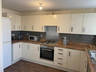 8 braybrook crescent - West Bromwich - 5