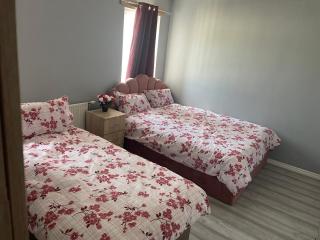 8 braybrook crescent - West Bromwich - 1