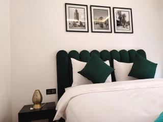 Stylish Apartment with Pool in Central Location Near Gueliz and Medina - 4