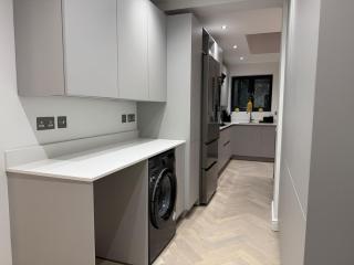 The Contemporary 4 Bedroom Home - - 3