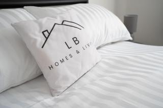 Stunning & Cozy Abode, Sleeps 5, Free Parking - Manchester - 1